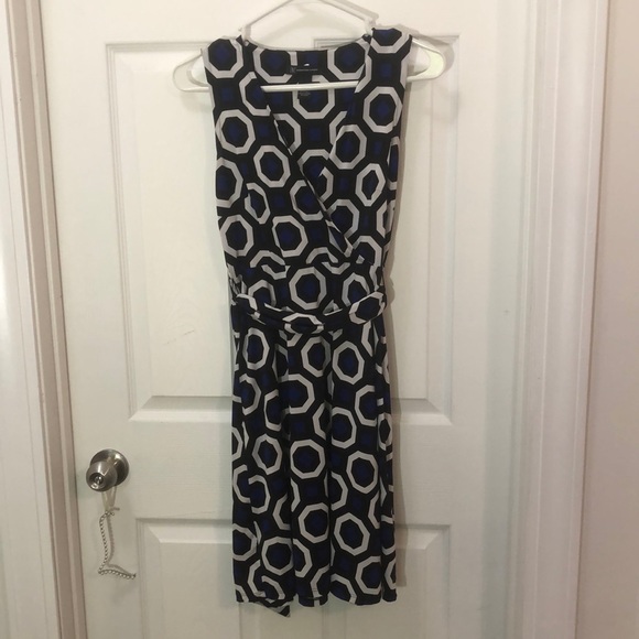 Geometric dress - Picture 1 of 8